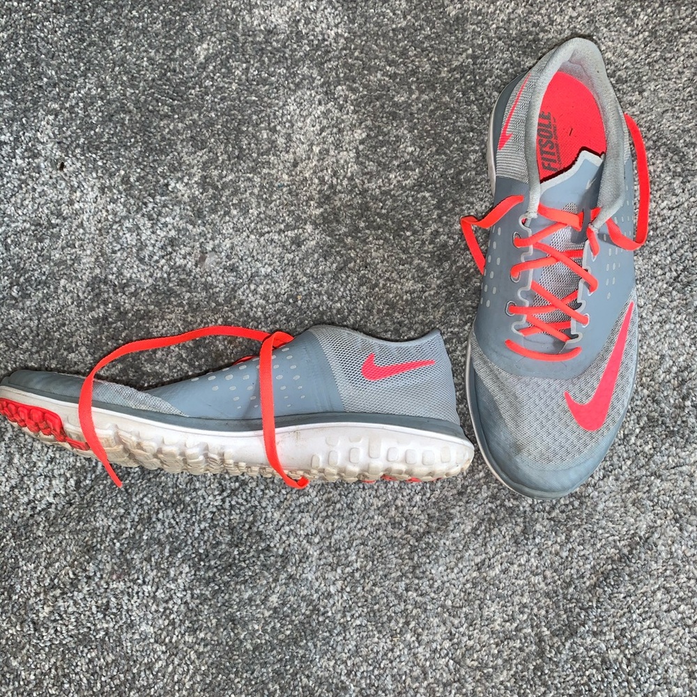 Nike Sneakers - Picture 2 of 3